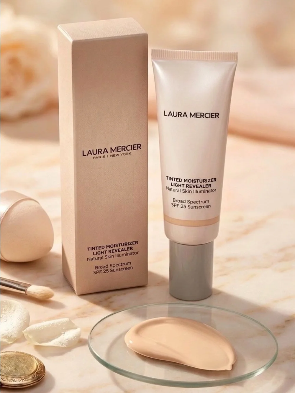 Laura Mercier Tinted Moisturizer Light Revealer Cameo Broad Spectrum SPF25 50mL